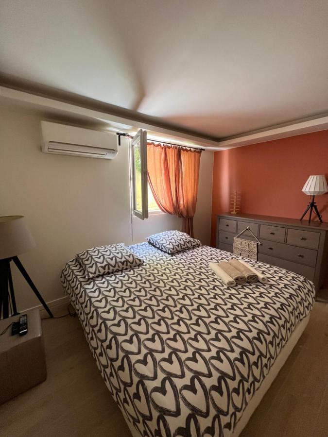 Avec Jardin, Presqu'ile De Giens Apartment Hyères